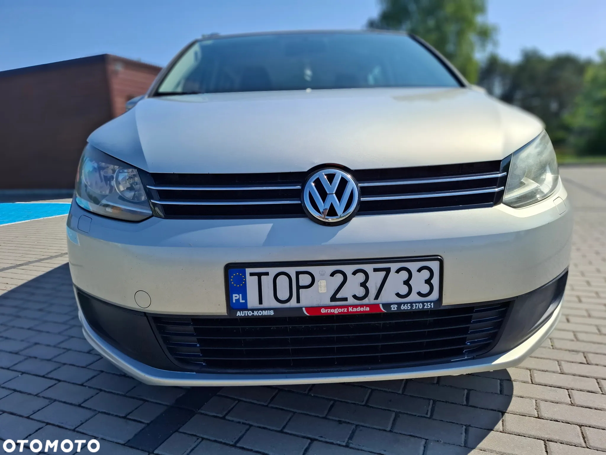 Volkswagen Touran - 8