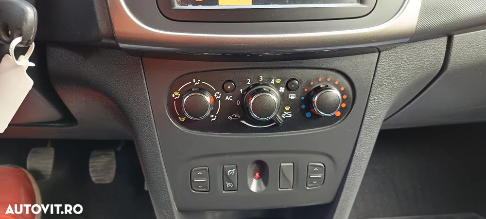 Dacia Logan MCV 0.9 TCe 90 CP Prestige - 29