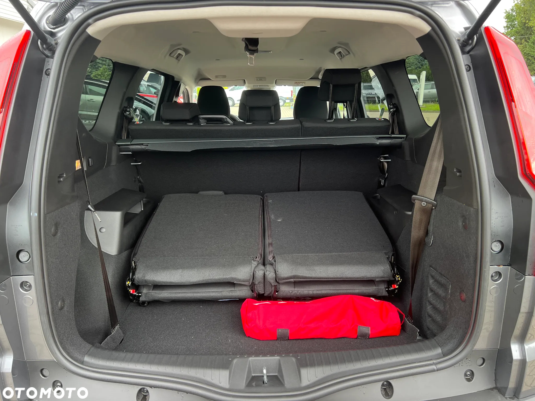 Dacia Jogger 1.0 TCe Expression 7os - 14