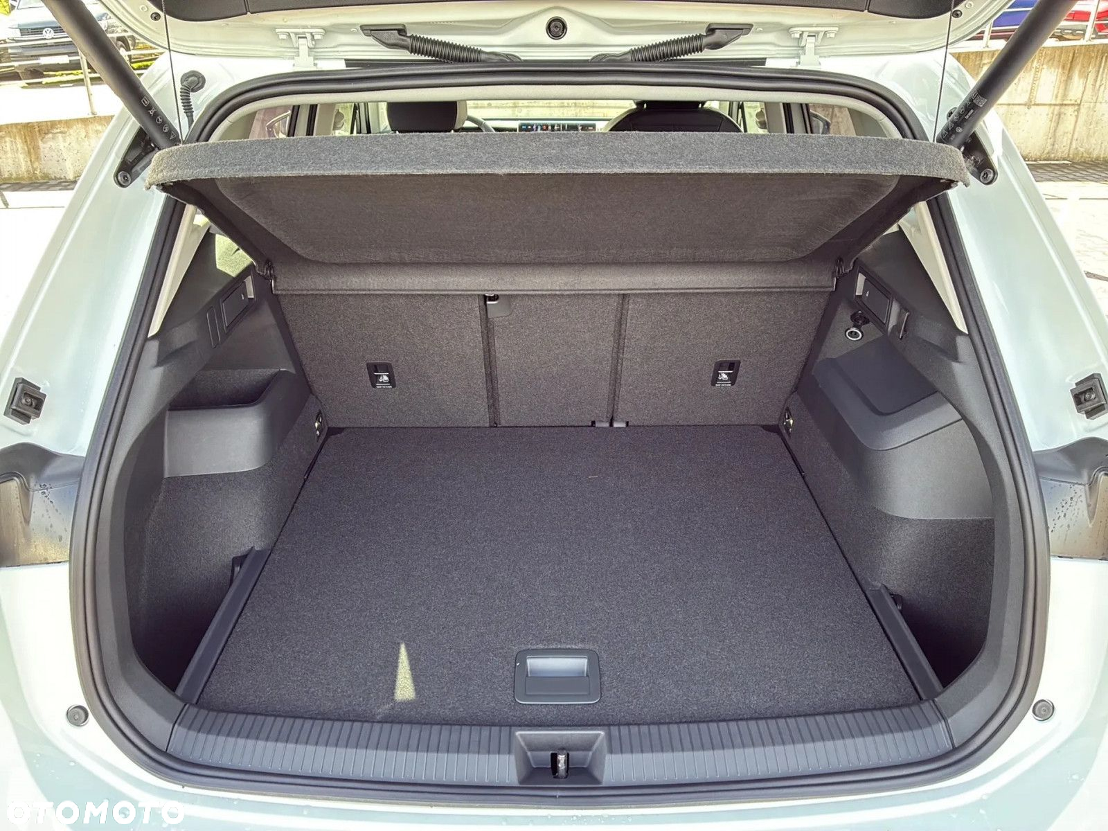 Volkswagen Tiguan - 20