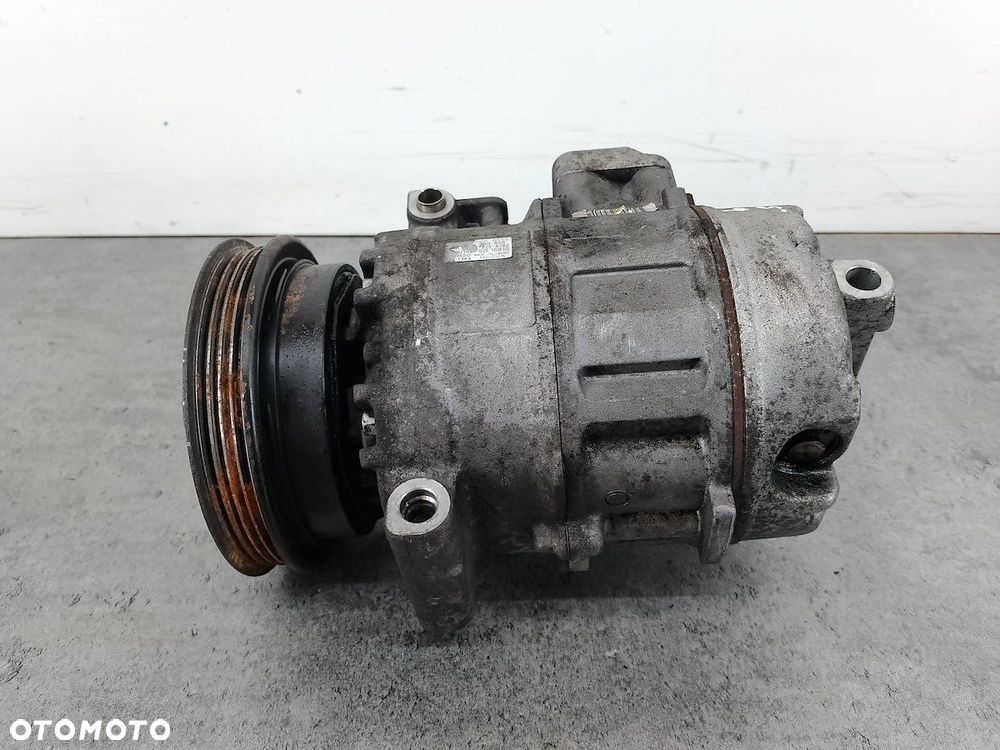 POMPA, SPRĘŻARKA KLIMATYZACJI VW PASSAT B5 FL 447220-8182 1.9 TDI - 2