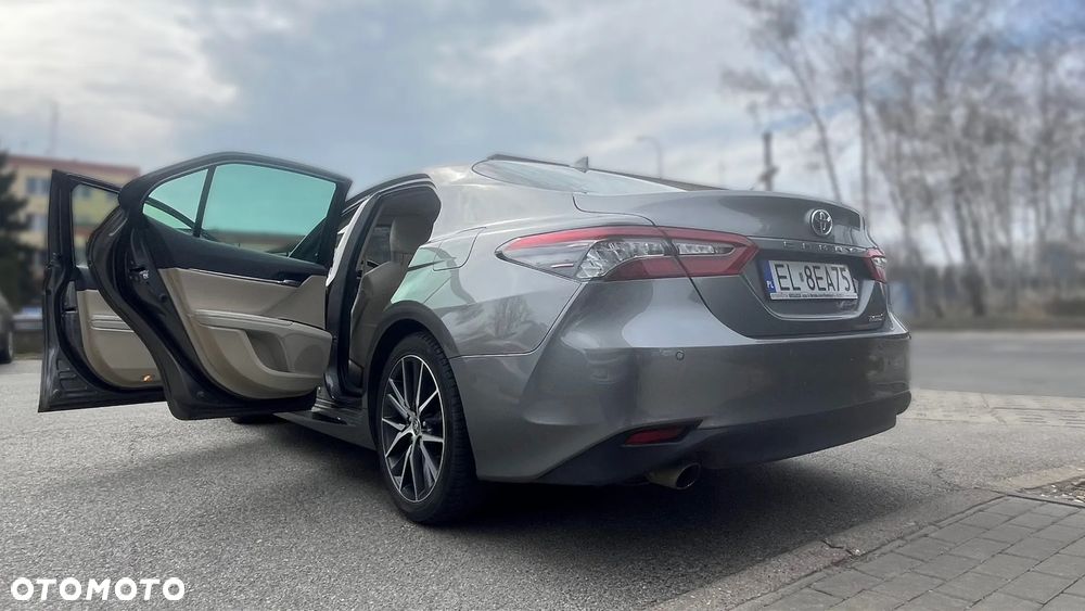 Toyota Camry 2.5 Hybrid Executive CVT - 5