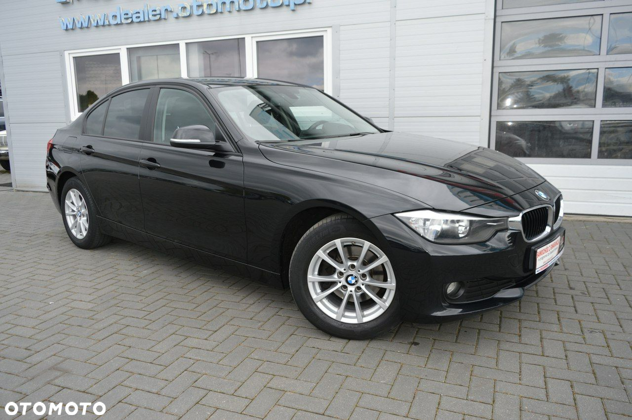 BMW Seria 3 316d EU6 - 4