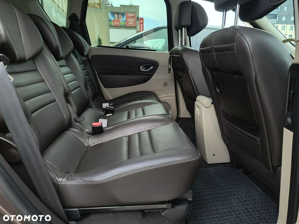 Renault Scenic dCi 160 FAP Dynamique - 19