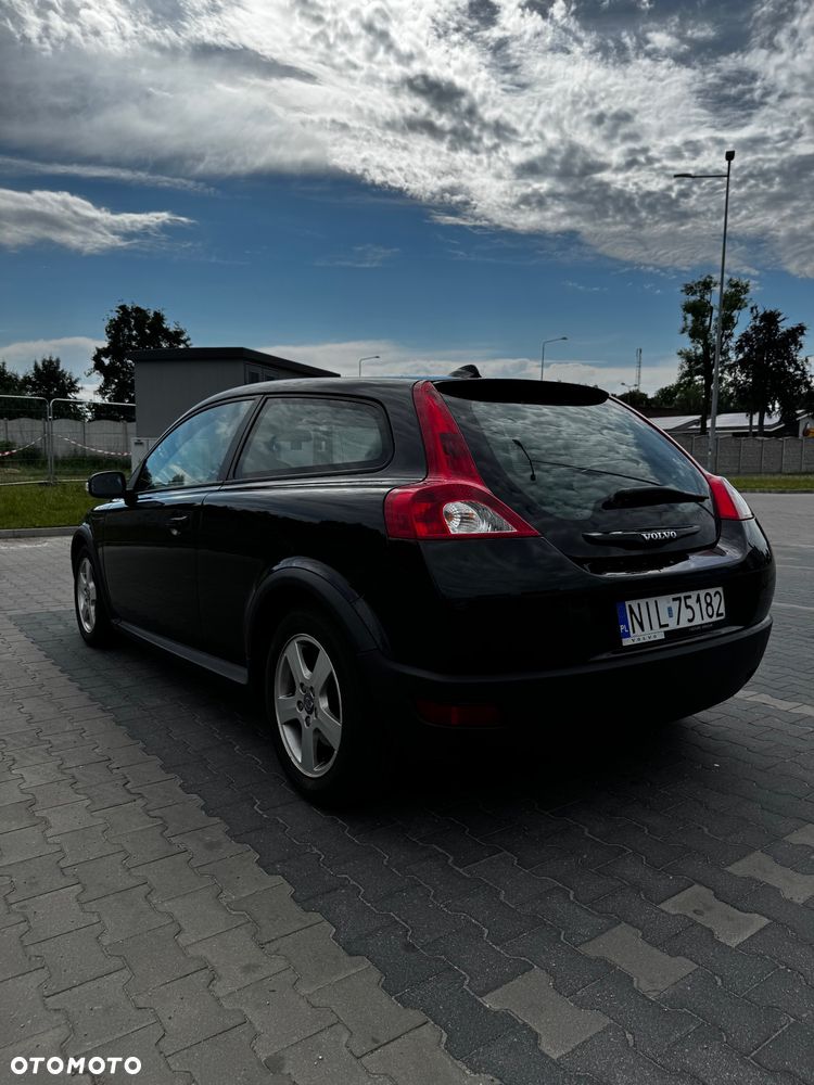 Volvo C30 2.0D Momentum - 9