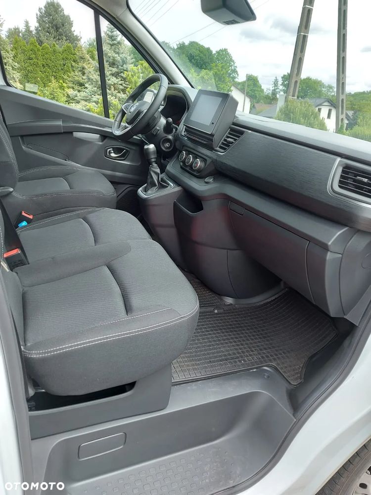 Renault Trafic - 7