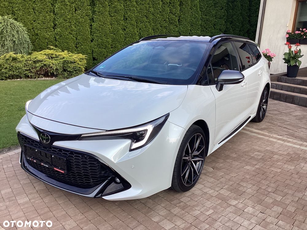 Toyota Corolla 2.0 Hybrid GR Sport - 2