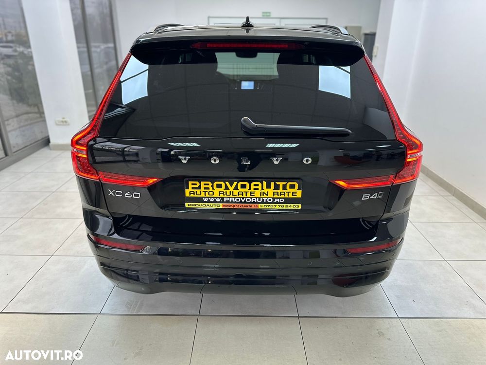 Volvo XC 60 B4 D AWD Geartronic Momentum Pro - 12