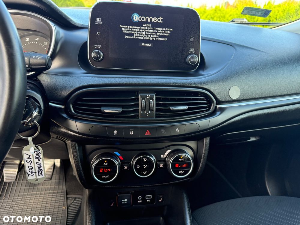 Fiat Tipo 1.4 T-Jet 16v Lounge - 22