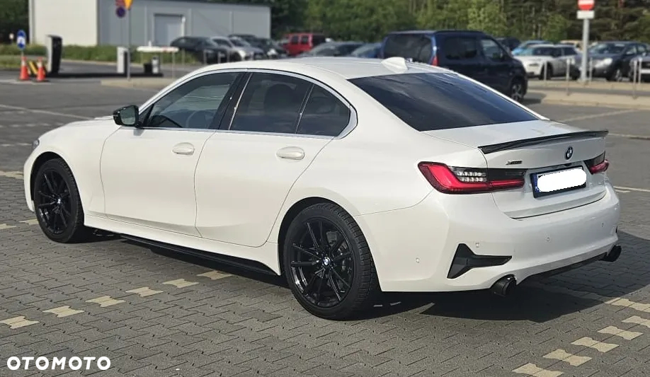 BMW Seria 3 330i xDrive Sport Line - 8