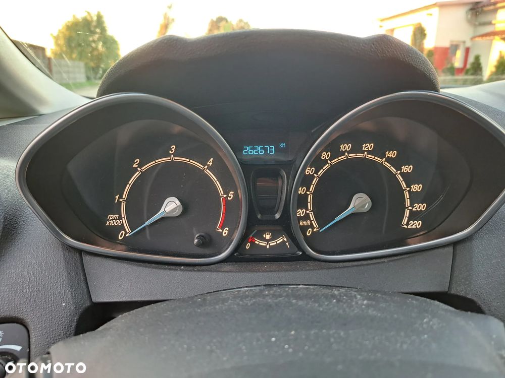 Ford Fiesta - 18