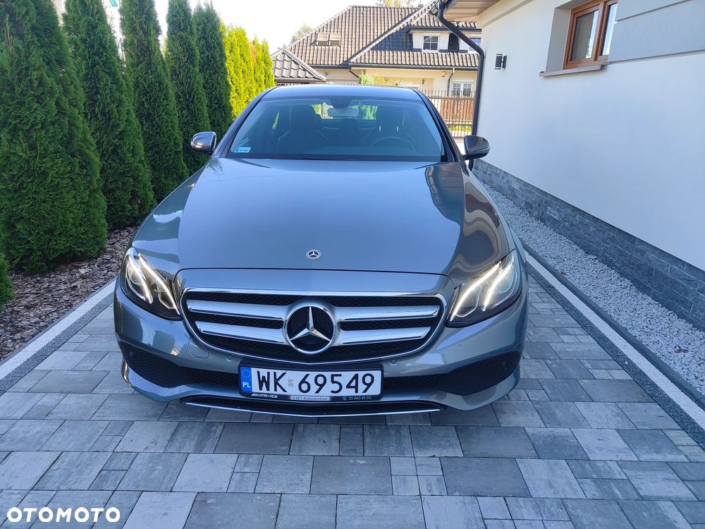 Mercedes-Benz Klasa E 200 9G-TRONIC Exclusive - 2