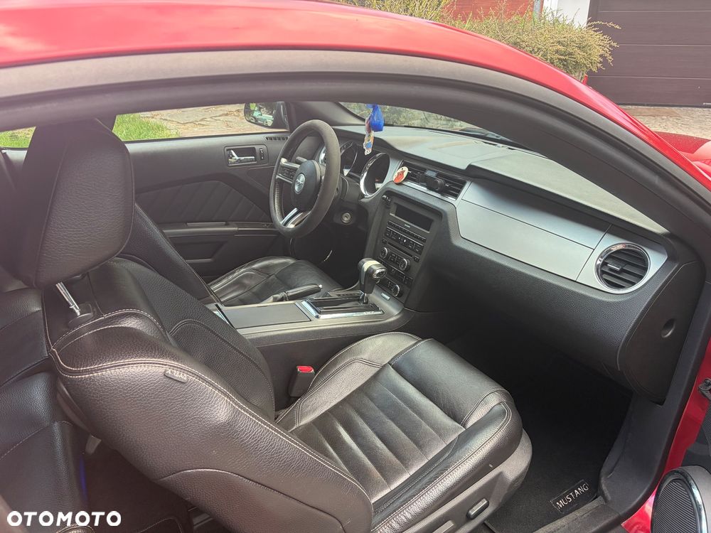 Ford Mustang 3.7 V6 Premium - 6