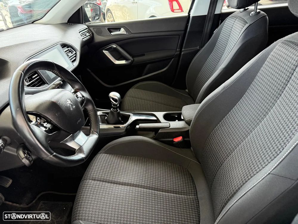 Peugeot 308 1.5 BlueHDi Active - 22