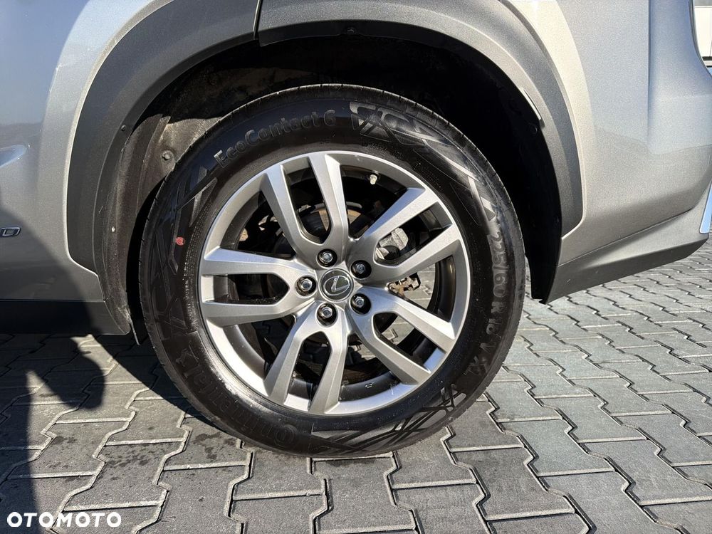 Lexus NX 300h Comfort AWD - 9