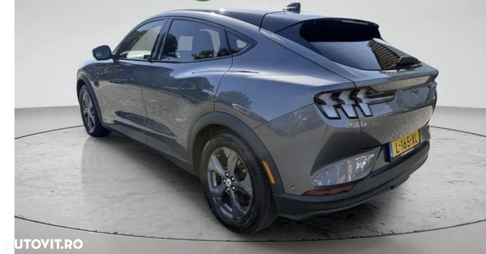 FORD Mustang Mach-E 2021 — imagine 7