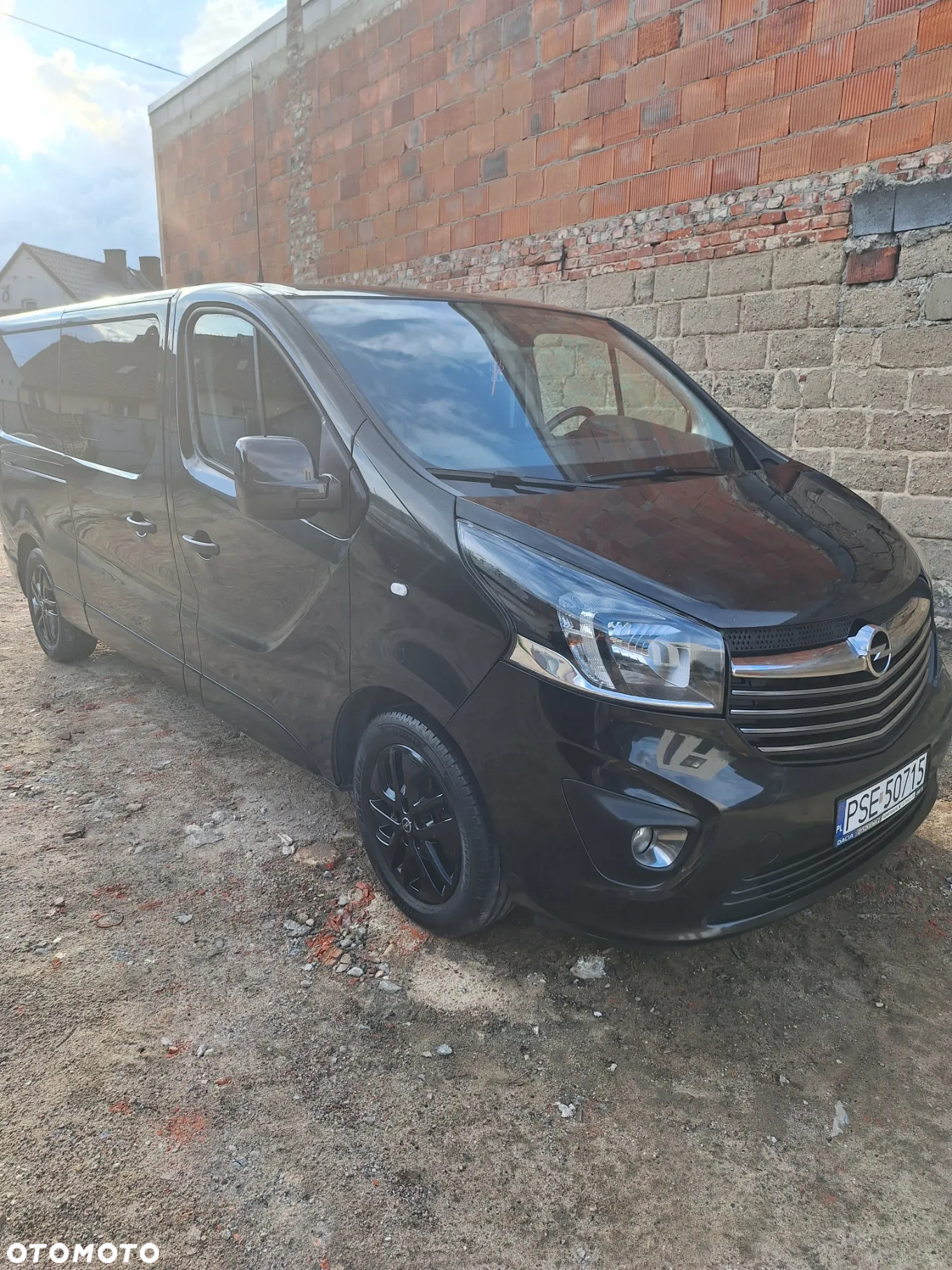 Opel Vivaro L1H1 2,9t Elegance - 2