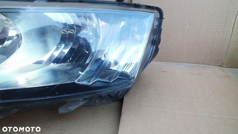 Lampa przednia prawa Skoda Octavia III 5E1941015 / 017 - 5