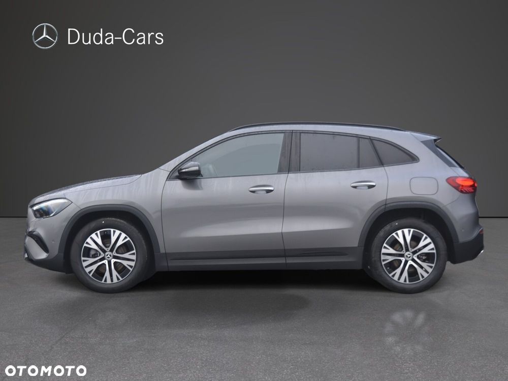 Mercedes-Benz GLA 200 Progressive - 4