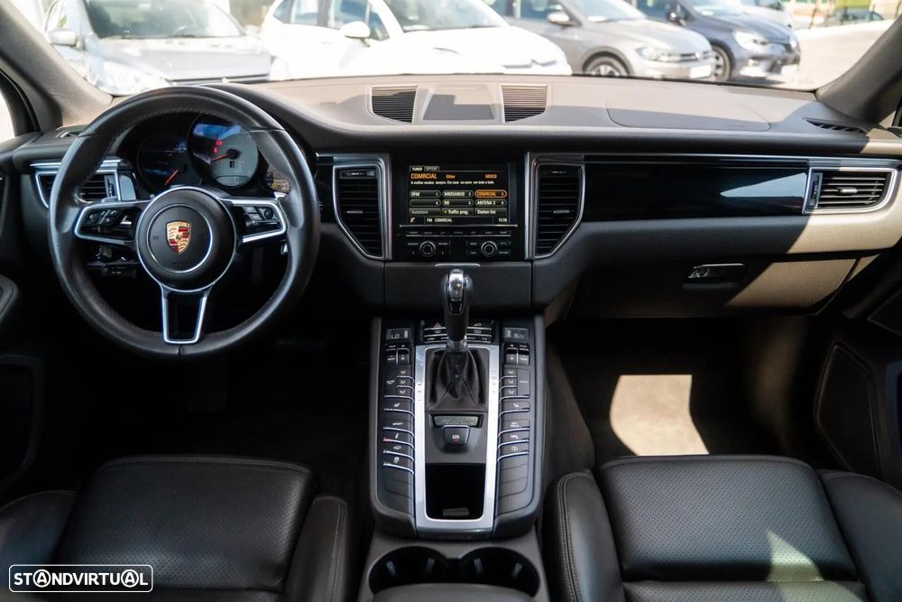 Porsche Macan S - 28