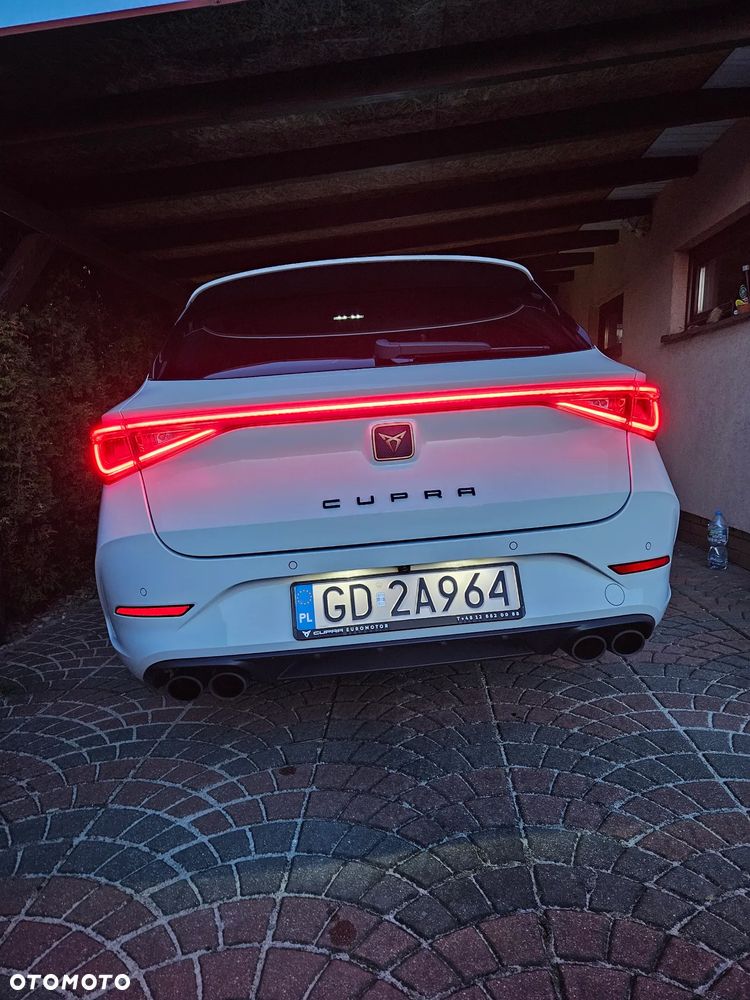Cupra Leon Sportstourer 2.0 TSI 4Drive VZ DSG - 4