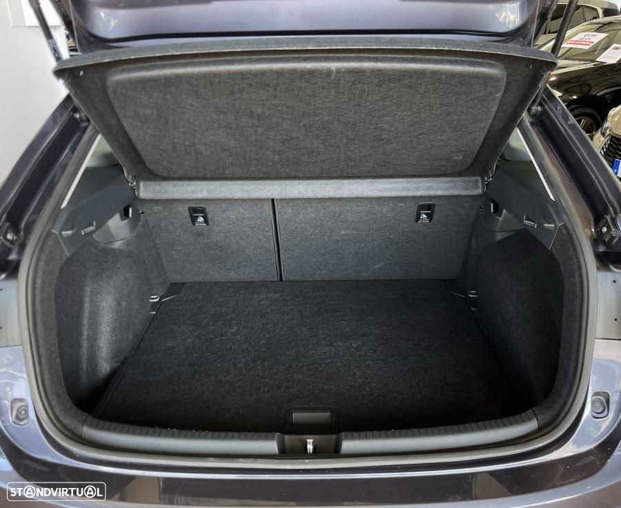 VW Taigo 1.0 TSI Urban - 28