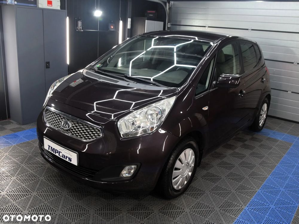 Kia Venga - 19