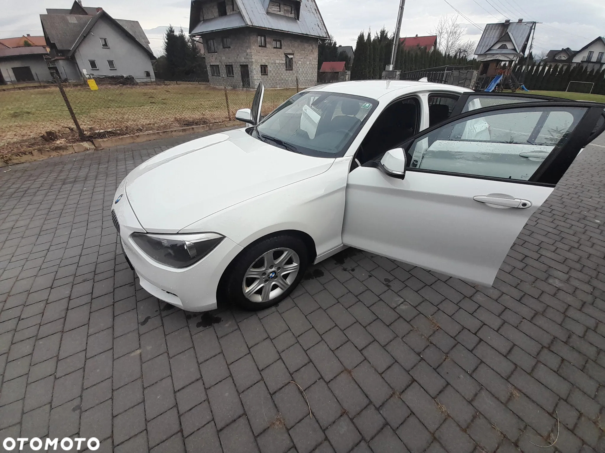 BMW Seria 1 116d - 10