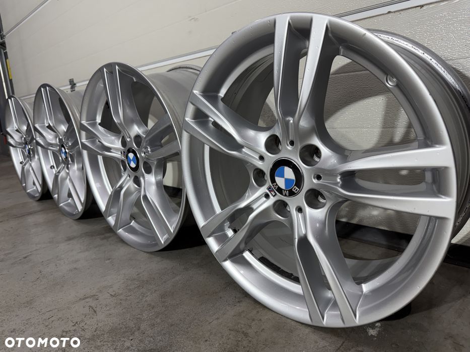 4x Felgi aluminiowe 18'' BMW F30,F31,F32,F33,F36 Styling 400M ET34/47 8J/8,5J 5x120 [ F001 ]