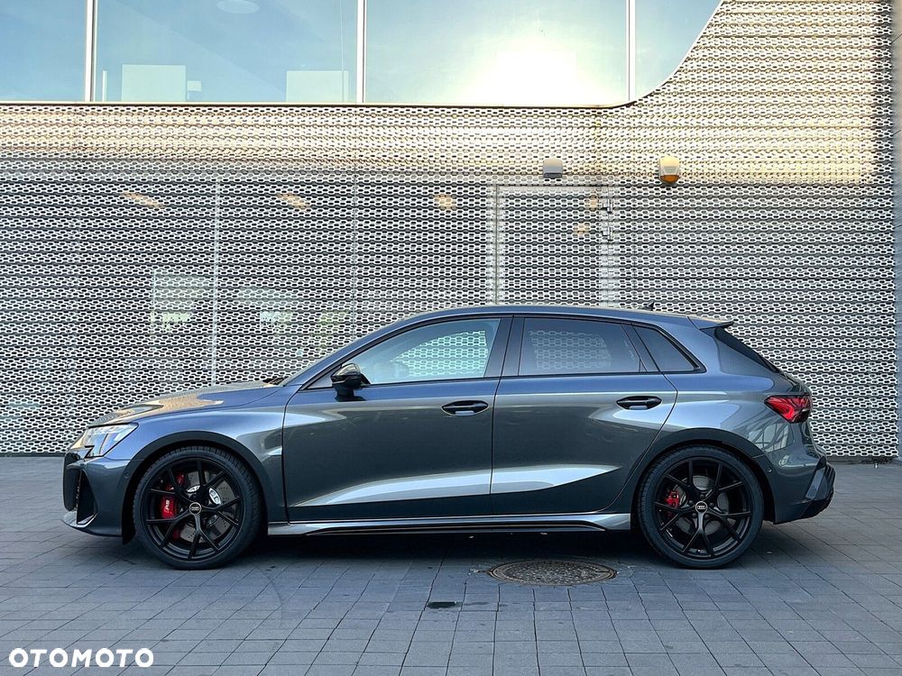 Audi RS3 Sportback - 11