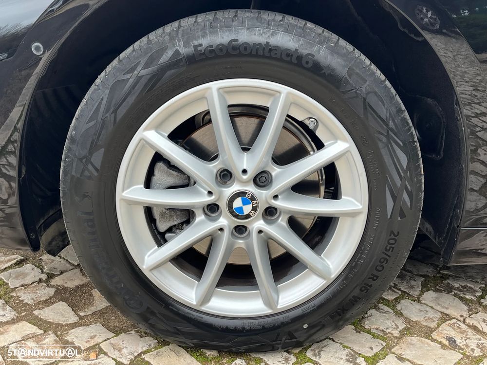 BMW 216 Gran Tourer d - 12