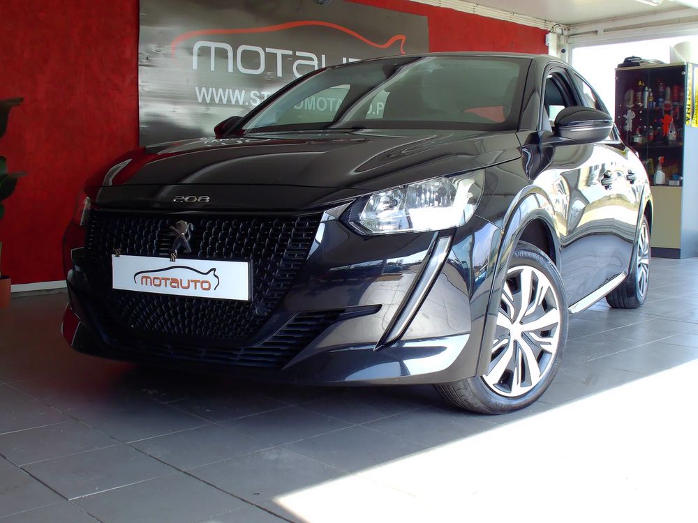 Peugeot e-208
