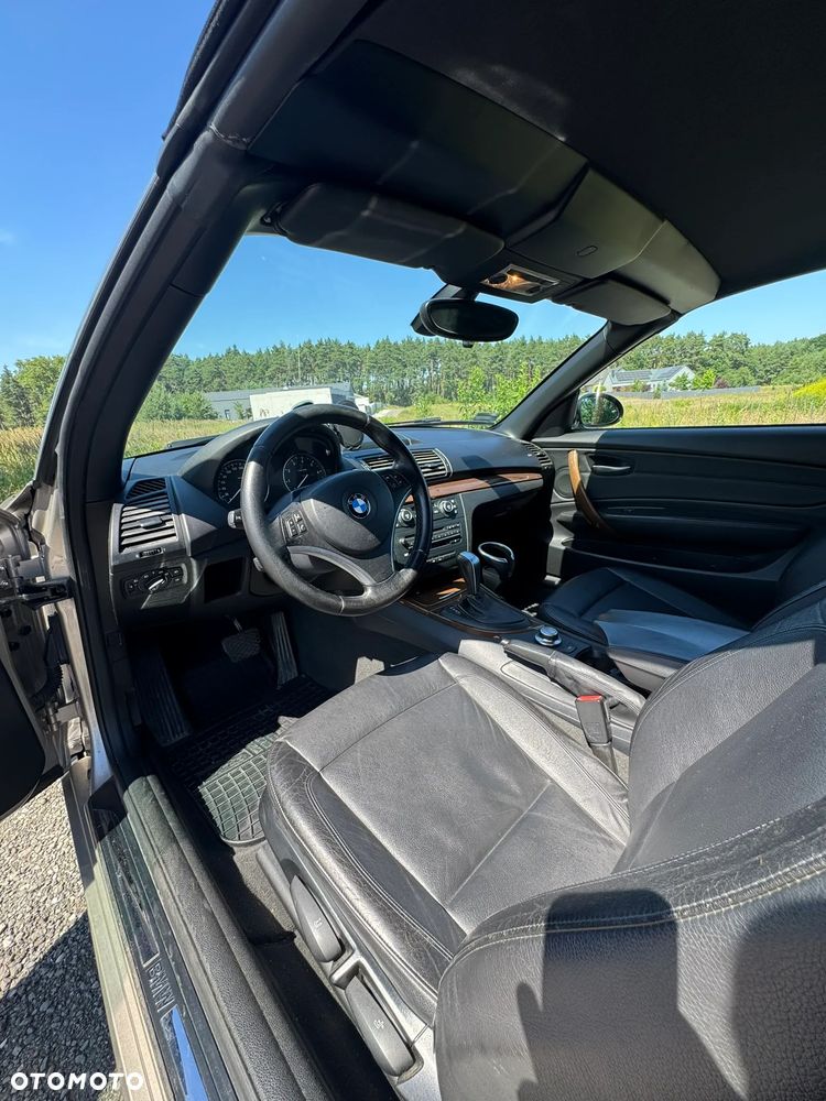 BMW Seria 1 120i - 11