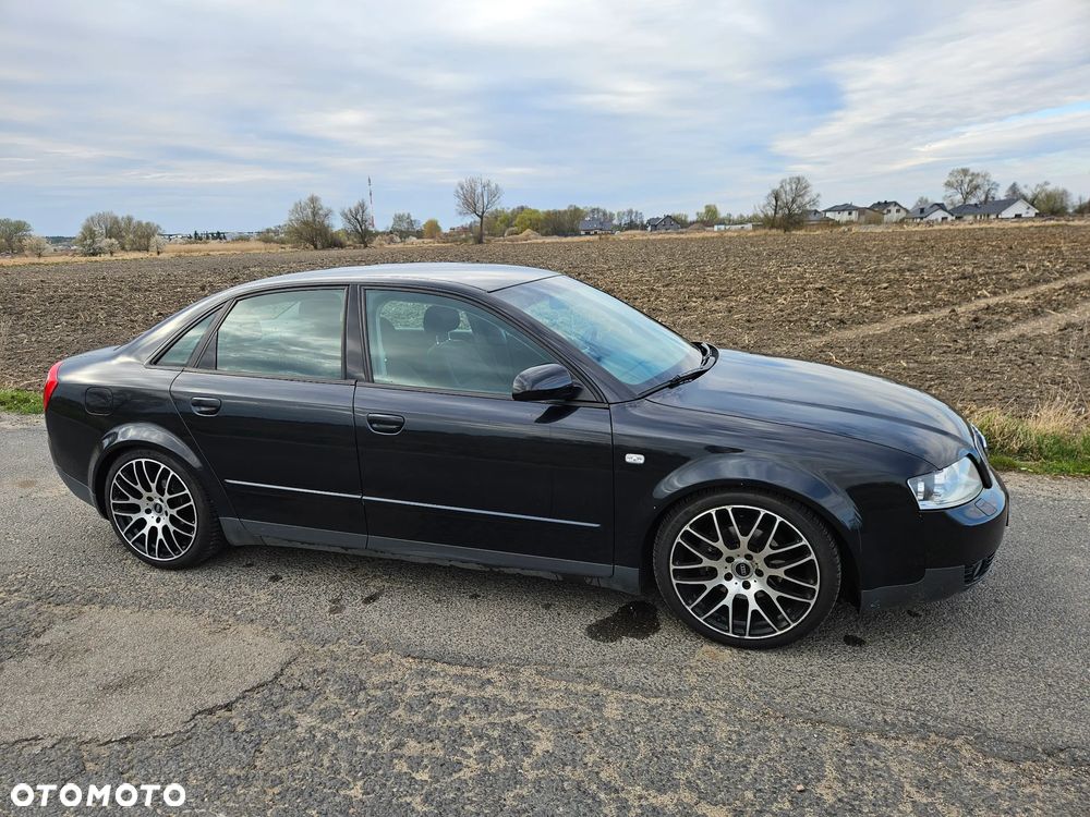 Audi A4 Limousine 2 - 1
