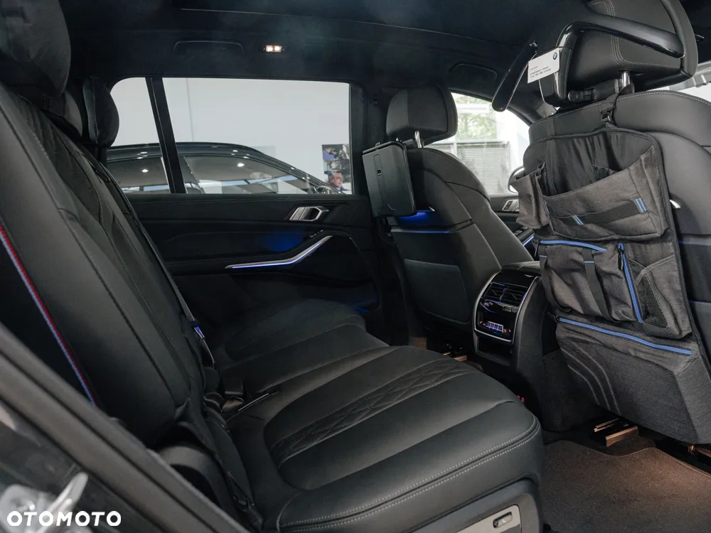 BMW X7 - 15