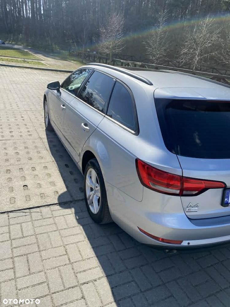 Audi A4 Avant 2.0 TDI - 6