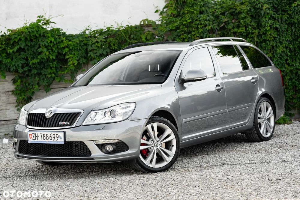 Skoda Octavia 2.0 TSI DSG RS - 7