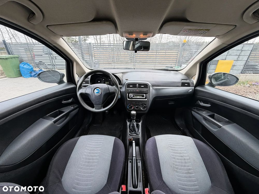 Fiat Grande Punto - 7