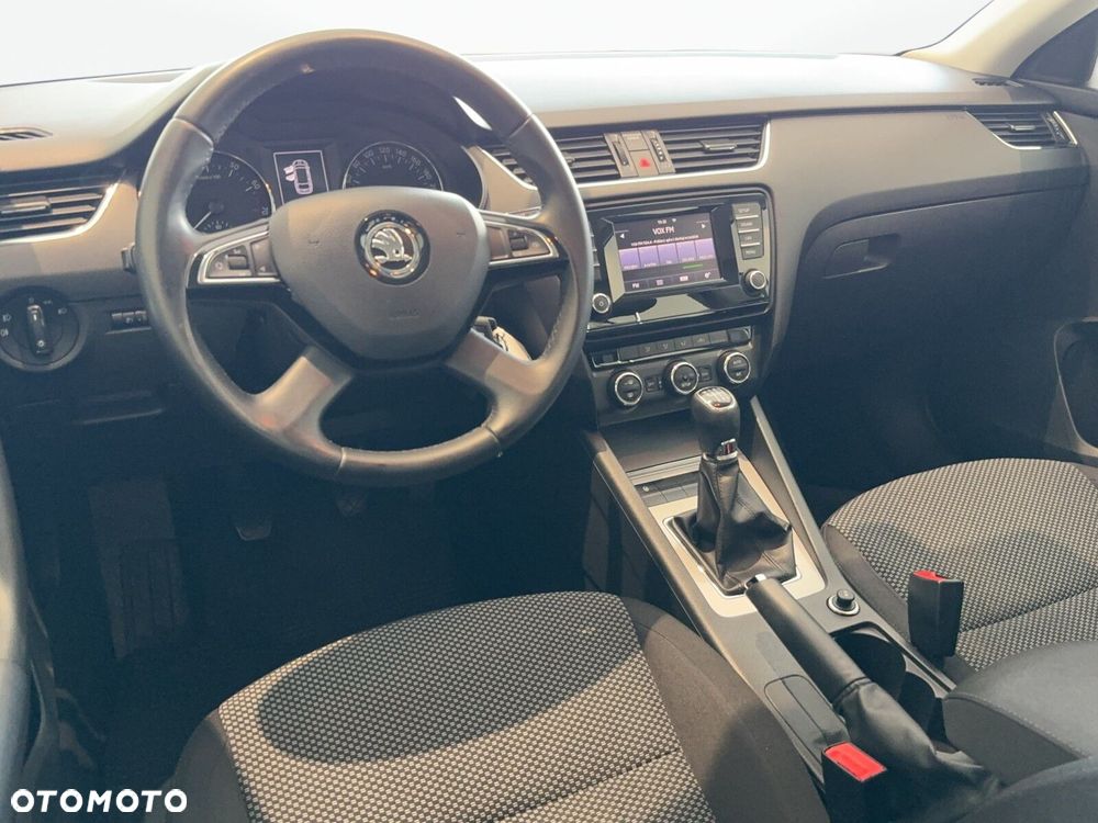Skoda Octavia - 14