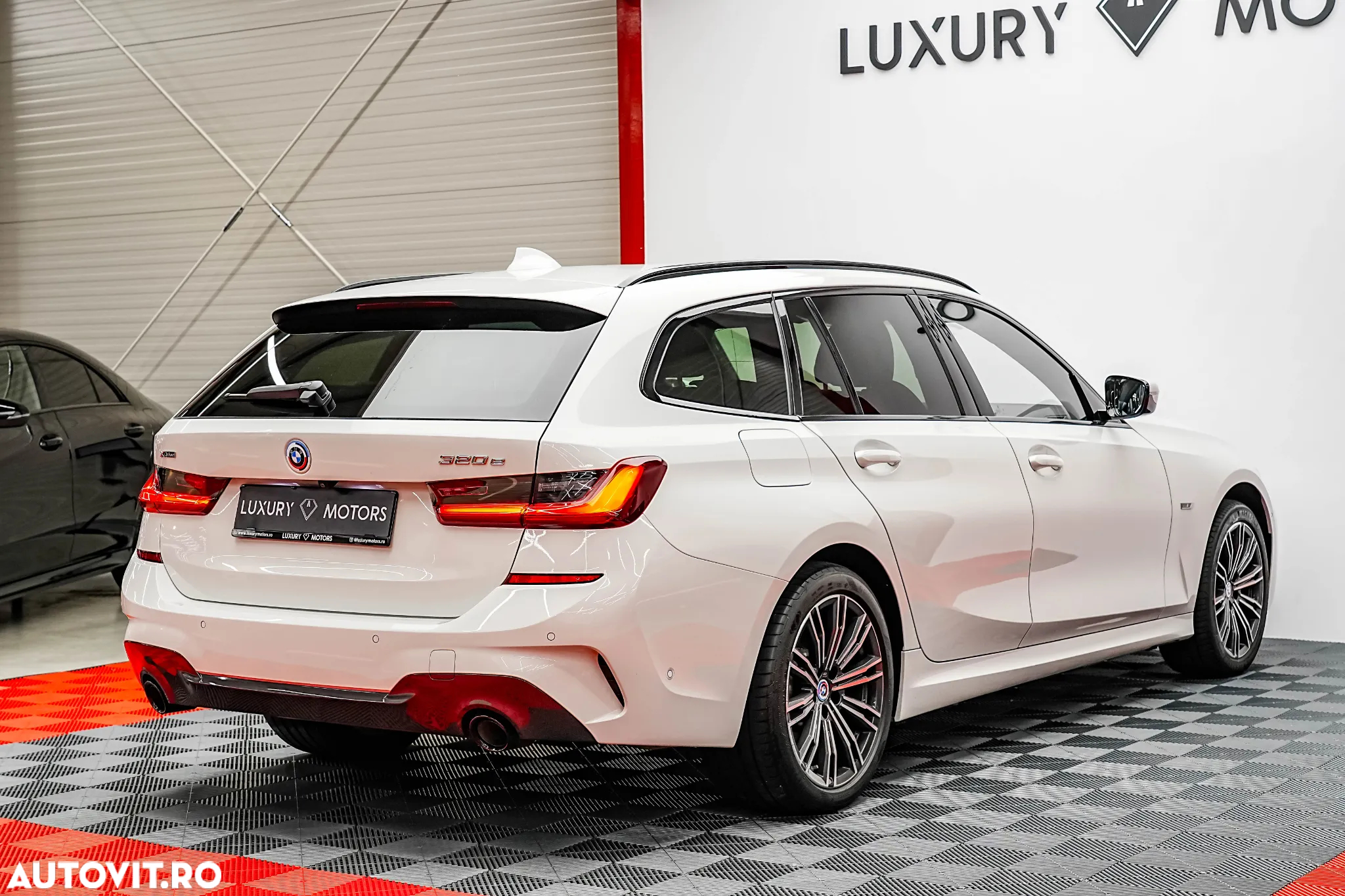 BMW Seria 3 320e Touring xDrive Aut. Sport Line - 14