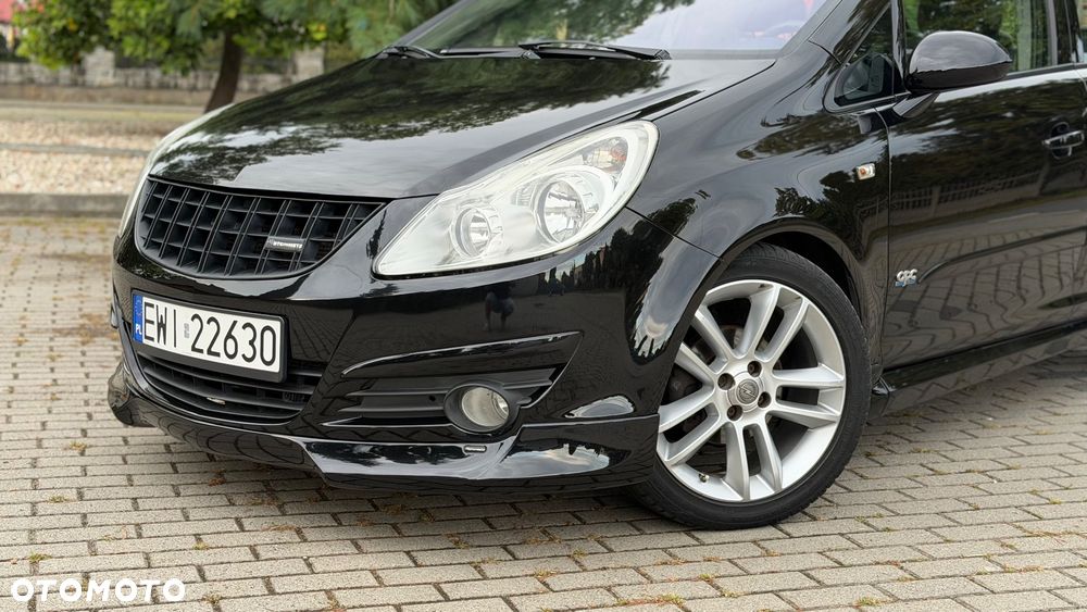 Opel Corsa 1.4 16V Cosmo - 14