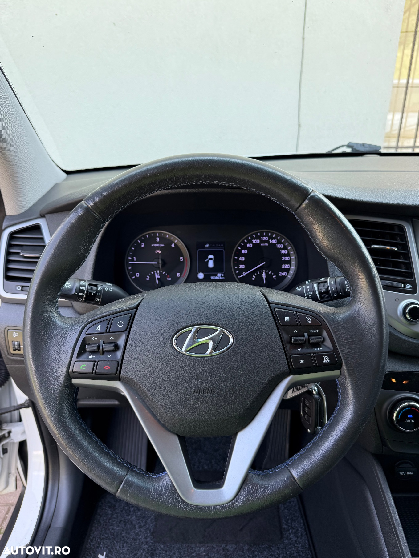 Hyundai Tucson blue 1.7 CRDi 2WD Style - 10