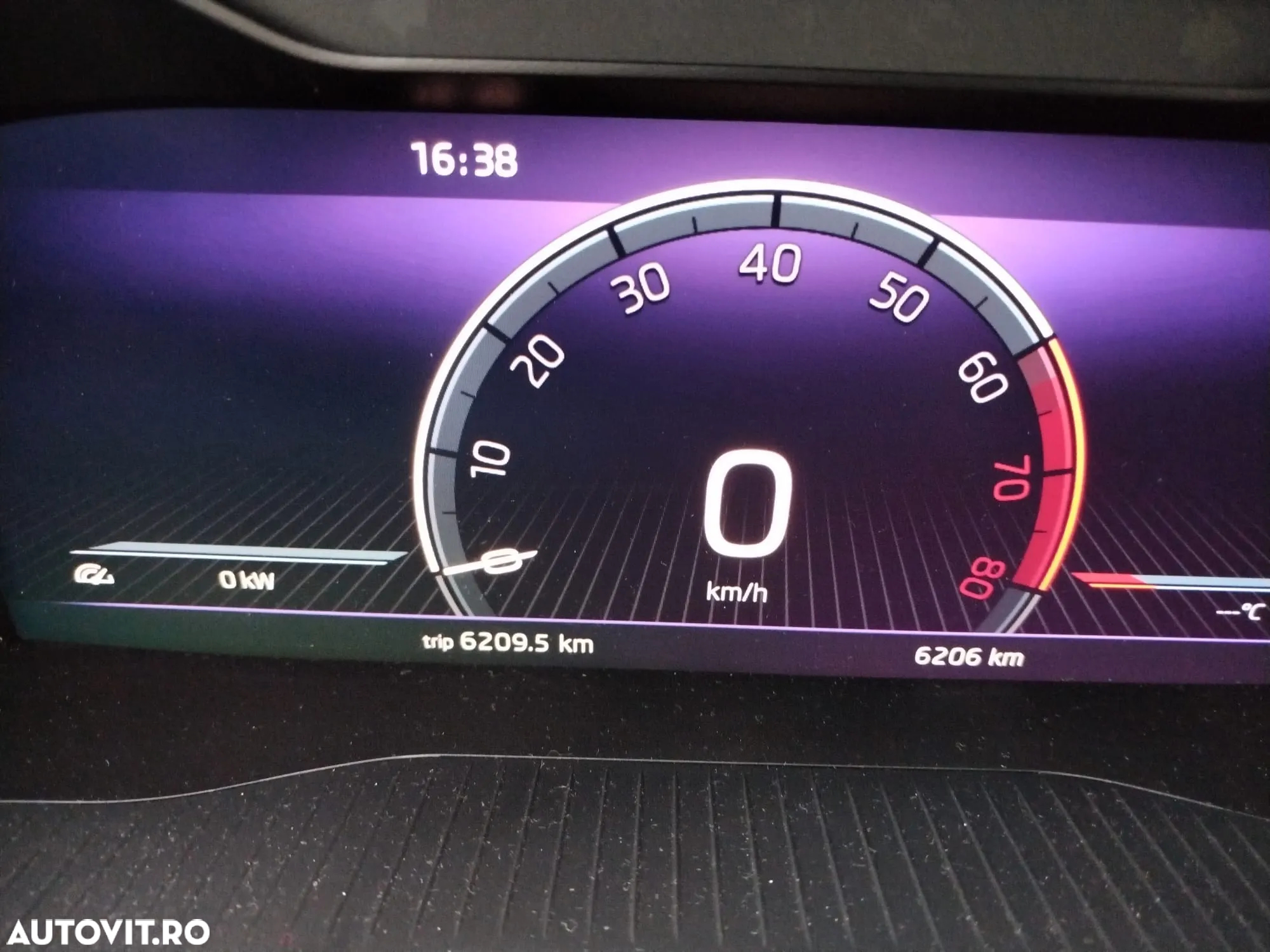 Skoda Karoq 1.5 TSI DSG Selection - 7