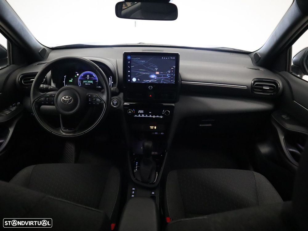 Toyota Yaris Cross - 15