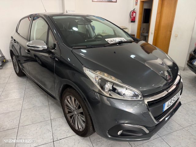 Peugeot 208 1.2 PureTech Style - 2
