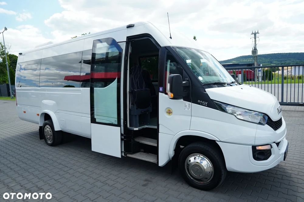 Iveco / DAILY / LINE /SPROWADZONY / KLIMA / - 30