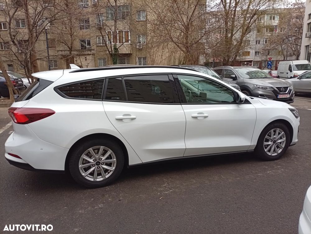 Ford Focus 1.5 EcoBlue Active Business - 4