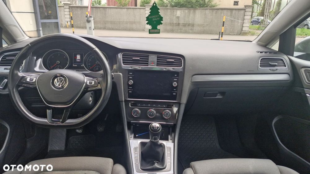 Volkswagen Golf 1.6 TDI BMT Comfortline - 14