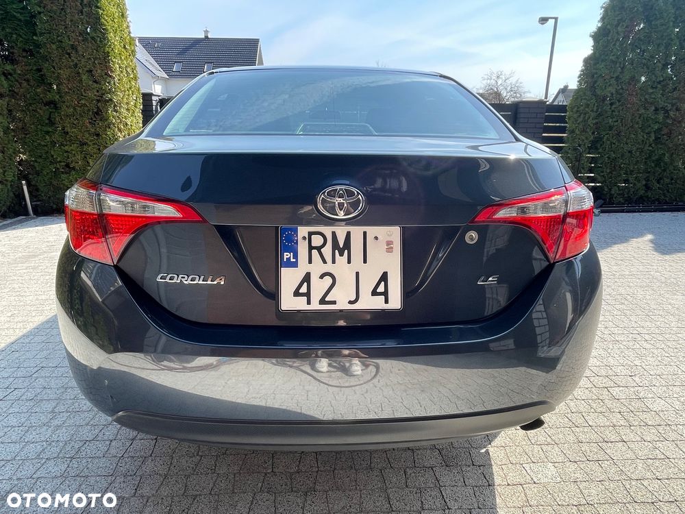 Toyota Corolla - 4