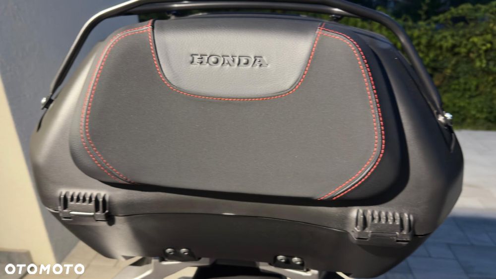 Honda NSS - 21